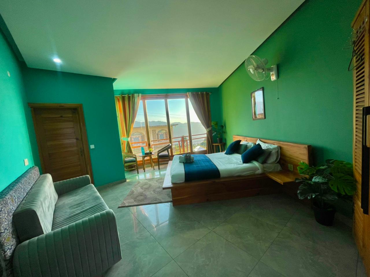 WhatsApp Image 2025-11-06 at 13.06.44_34a05388